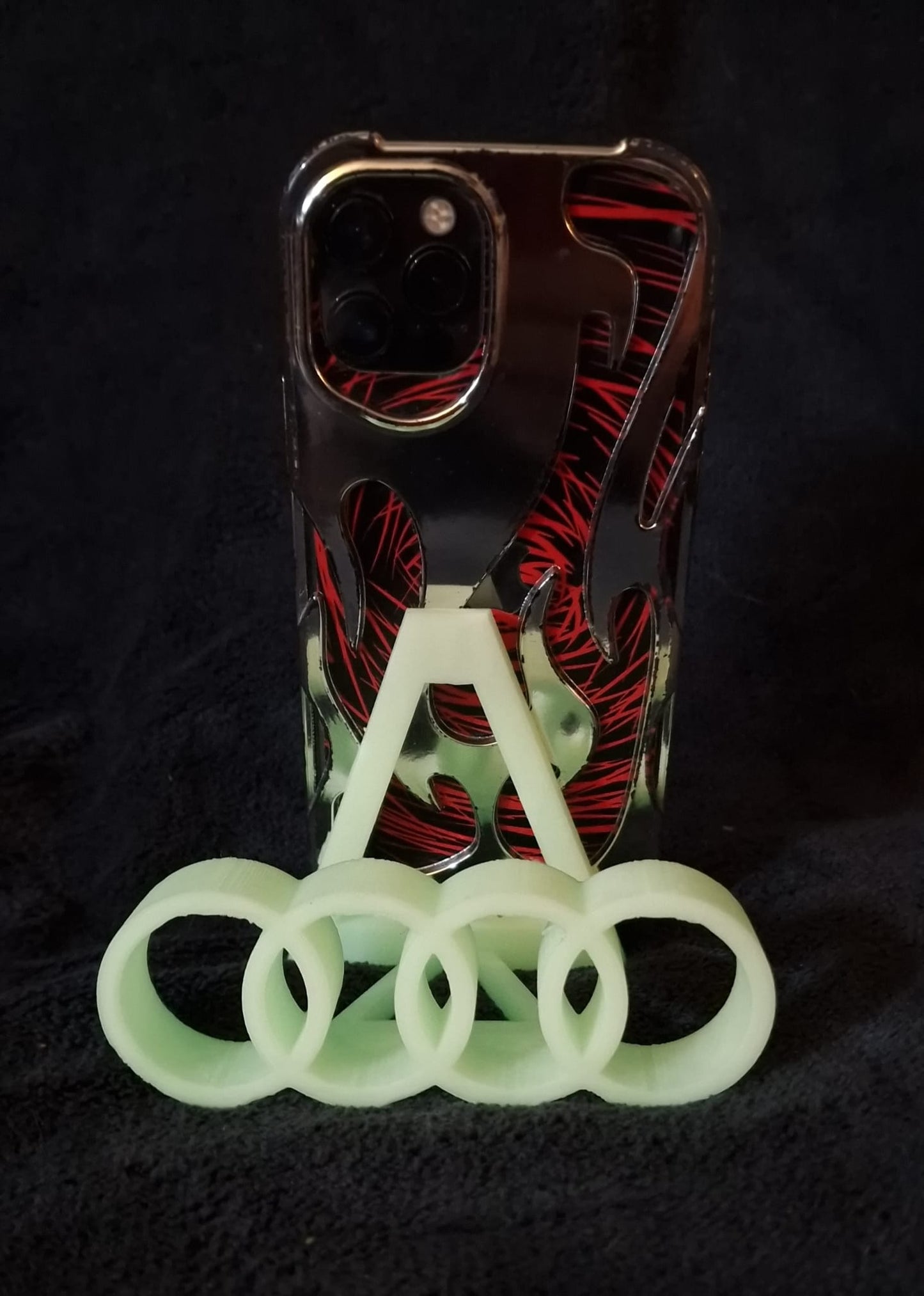 Glow In The Dark 3D Printed Phone Stand