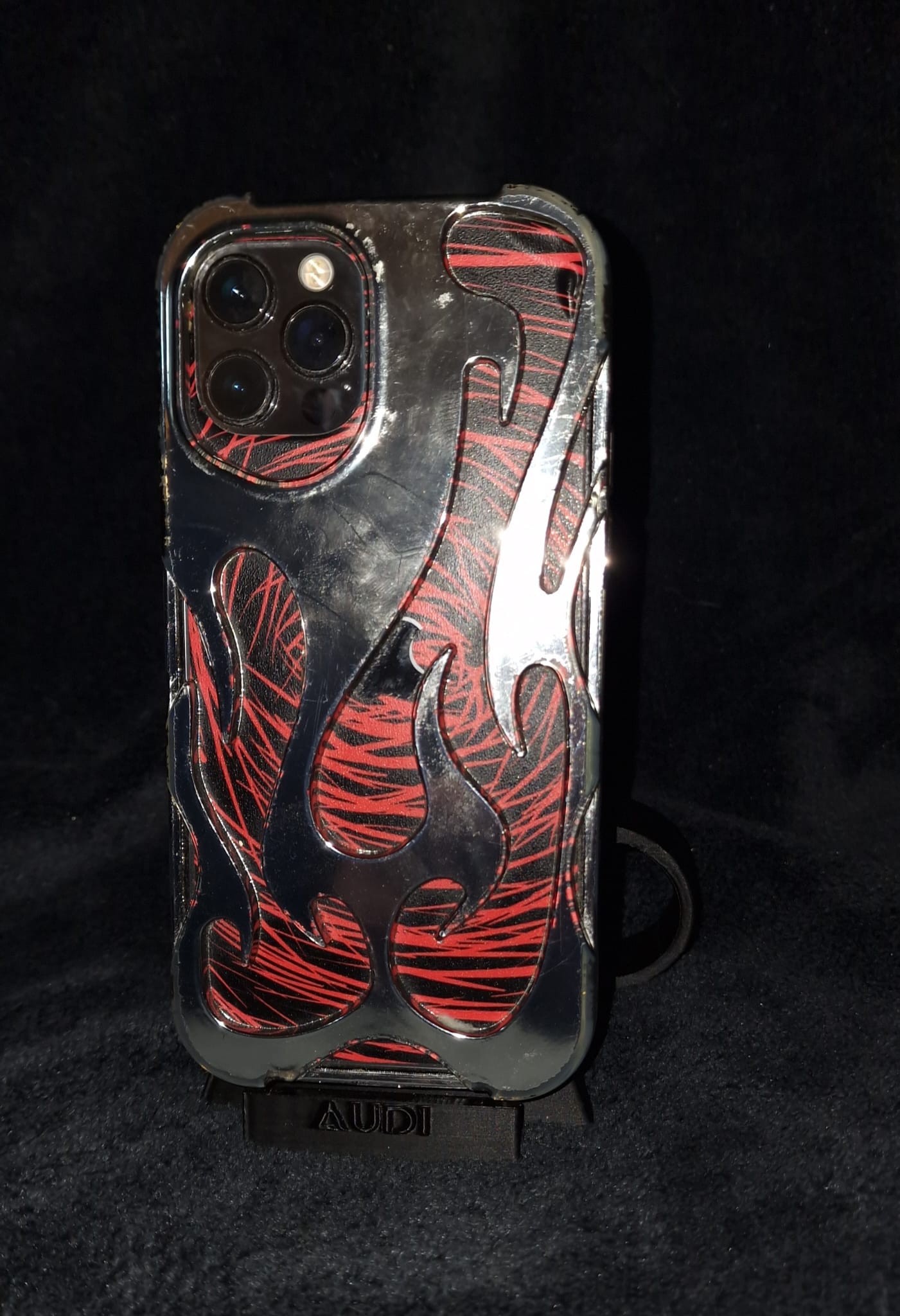 Glow In The Dark 3D Printed Phone Stand
