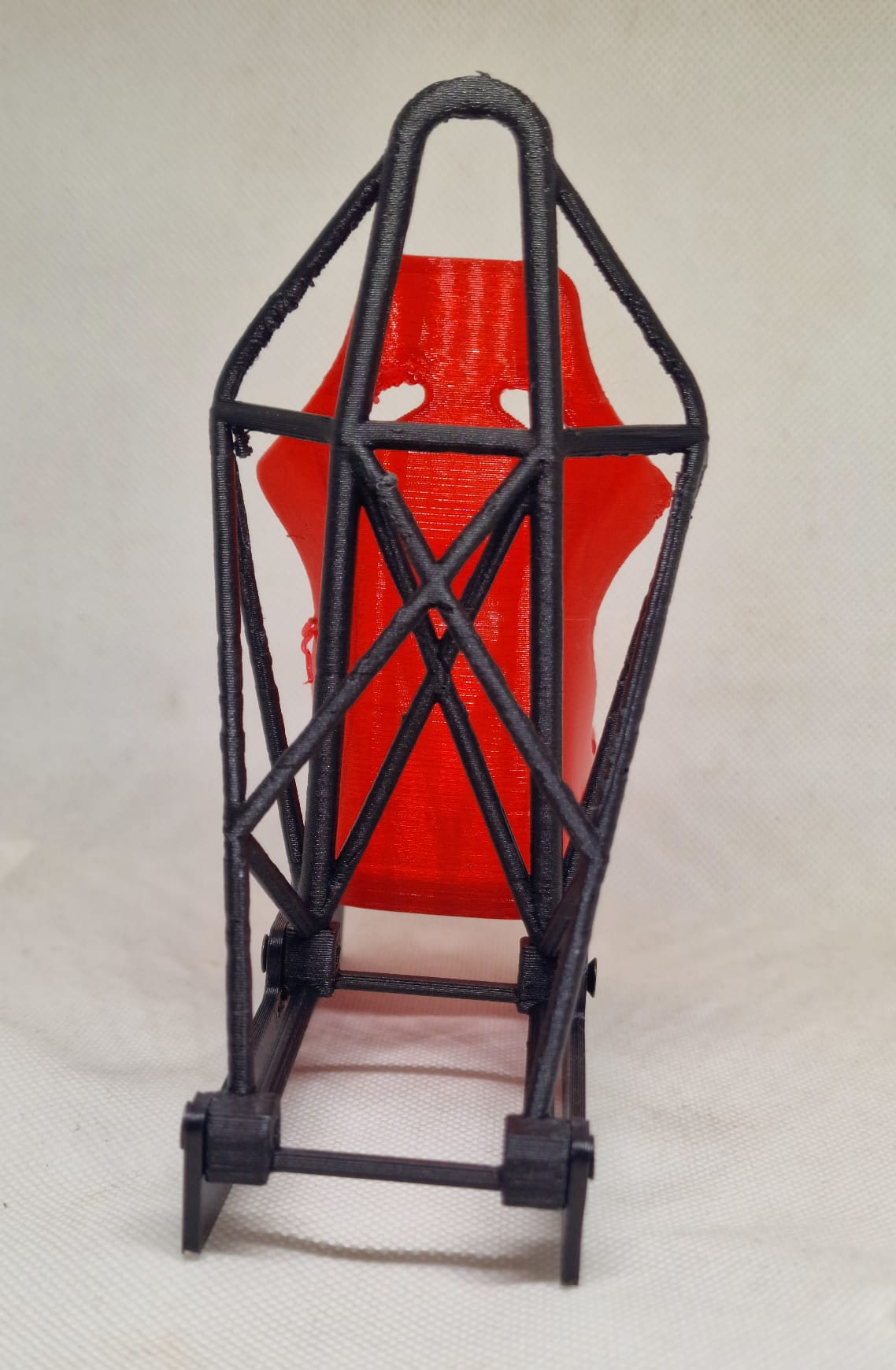🏎️ 3D Printed Recaro Racing Seat Phone Holder with Roll Cage – Real Carbon Fibre – Custom Colours