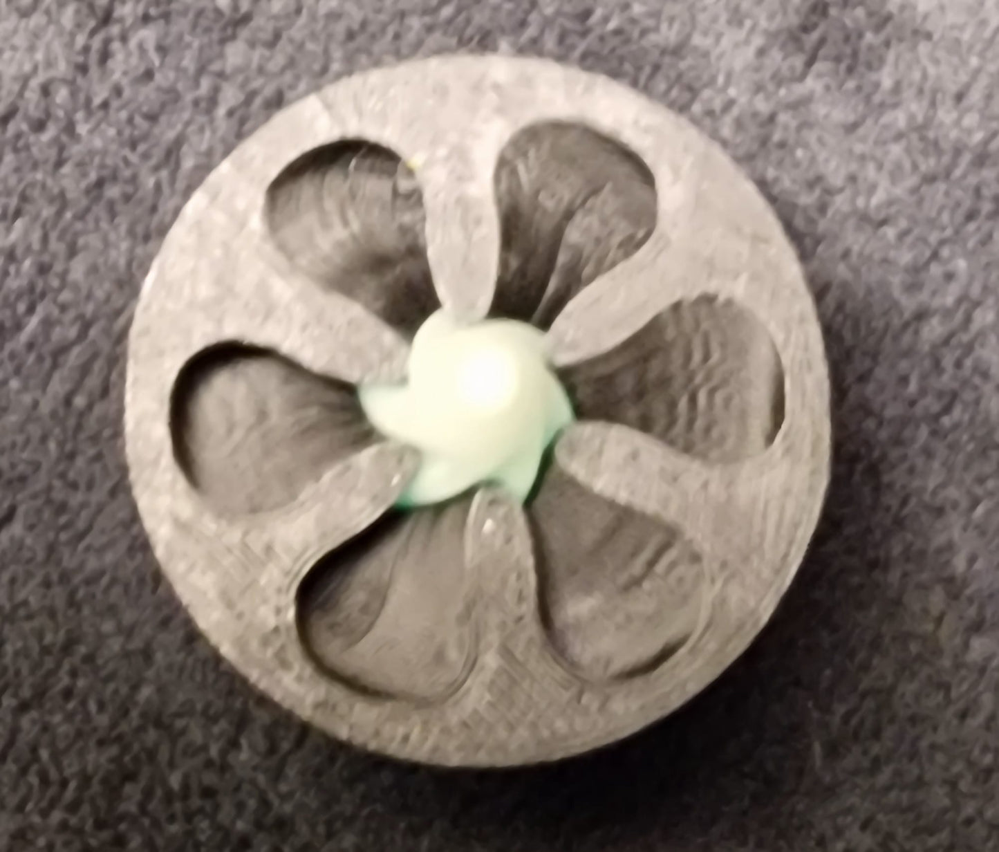 "Glow in the Dark Cone Passthrough – ADHD Sensory Fidget Toy for Focus & Anxiety Relief – Tactile Stim Toy for Kids & Adults"