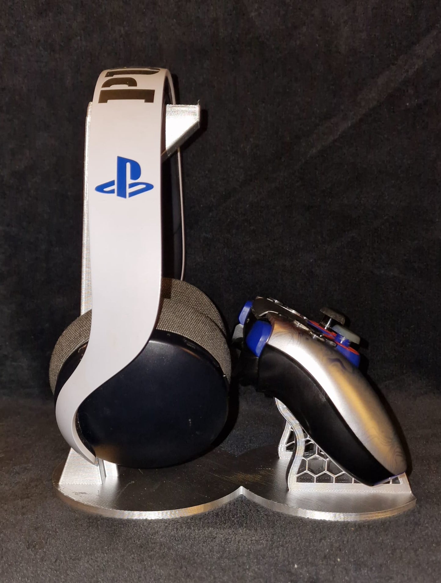 PS5 Controller Pad And Headset Dock Personalised - Add Gamer Tag