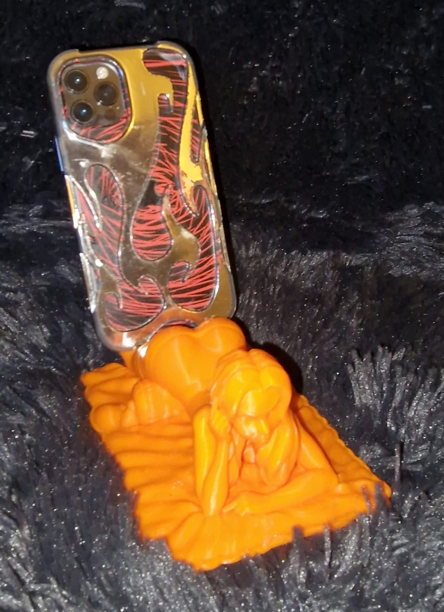 3D Printed Phone Holder – Sensual Bedside Elegance By the Bottleboy